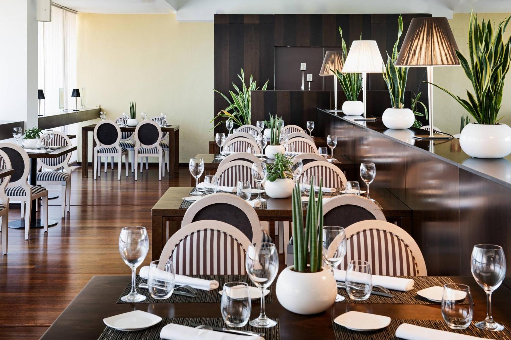 Ac Hotel Ciudad De Tudela By Marriott Kültér fotó